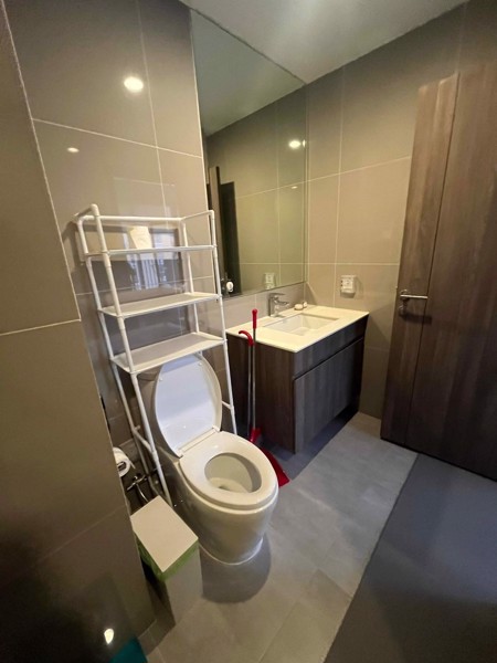 รูปภาพ 1 ห้องนอน คอนโด ในโครงการ Ideo Mobi Asoke เขตห้วยขวาง แขวงบางกะปิ C021244