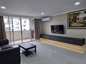Picture of 3 bed Condo in DS Tower 2 Sukhumvit 39 Khlong Tan Nuea Sub District C021265
