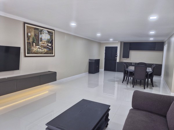 รูปภาพ 3 ห้องนอน คอนโด ในโครงการ DS Tower 2 Sukhumvit 39 เขตวัฒนา แขวงคลองเตยเหนือ C021265