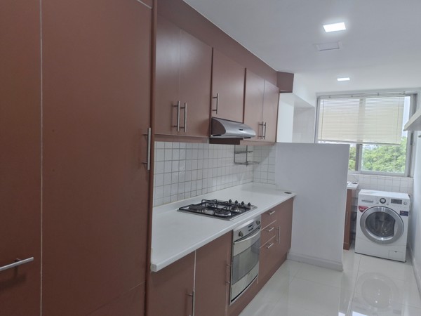 รูปภาพ 3 ห้องนอน คอนโด ในโครงการ DS Tower 2 Sukhumvit 39 เขตวัฒนา แขวงคลองเตยเหนือ C021265